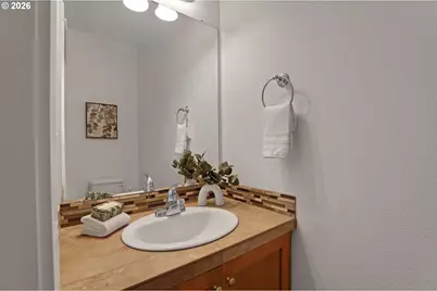 3853 SE 181st Pl, Portland, OR 97236 - Photo 9
