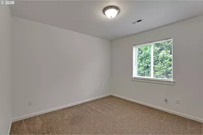 3853 SE 181st Pl, Portland, OR 97236 - Photo 17