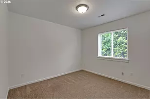 3853 SE 181st Pl, Portland, OR 97236 - Photo 17