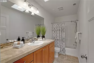 3853 SE 181st Pl, Portland, OR 97236 - Photo 13