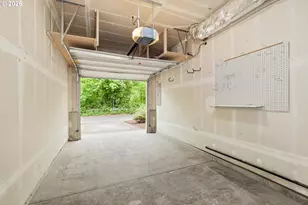 9217 N Macrum Ave, Portland, OR 97203 - Photo 29