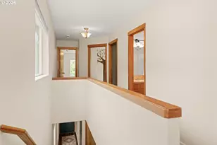 9217 N Macrum Ave, Portland, OR 97203 - Photo 17