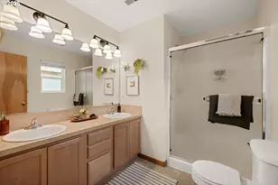 9217 N Macrum Ave, Portland, OR 97203 - Photo 21