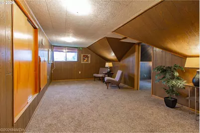 144 Briarcliff Dr, Eugene, OR 97404 - Photo 31