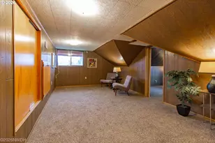 144 Briarcliff Dr, Eugene, OR 97404 - Photo 31