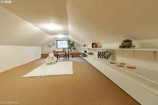 144 Briarcliff Dr, Eugene, OR 97404 - Photo 39