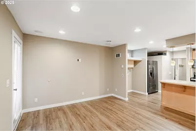 1116 NE Irvine St, McMinnville, OR 97128 - Photo 13