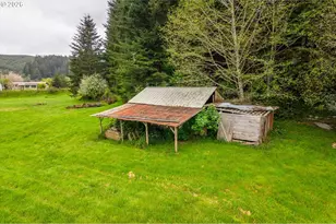 63008 Red Dyke Rd, Coos Bay, OR 97420 - Photo 17