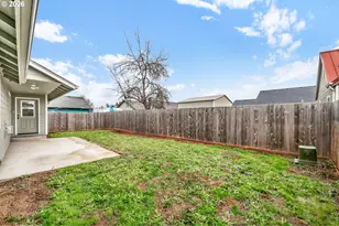 632 N 5th St, Creswell, OR 97426 - Photo 39