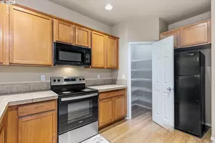 1473 NE Alexandria Pl, Hillsboro, OR 97124 - Photo 9
