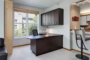 305 S Montgomery St, Portland, OR 97201 - Photo 9