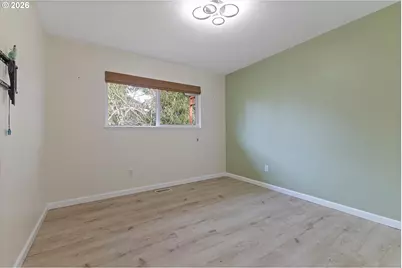 18665 NW Tolovana St, Portland, OR 97229 - Photo 15
