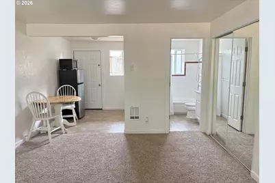 1260 10th St #11, Florence, OR 97439 - Photo 9