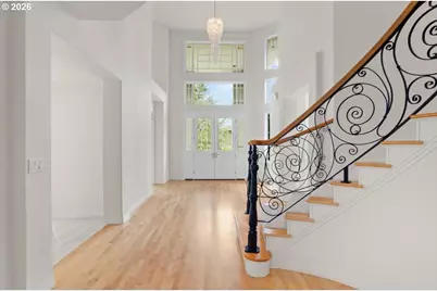 9820 NW Skyview Dr, Portland, OR 97231 - Photo 3