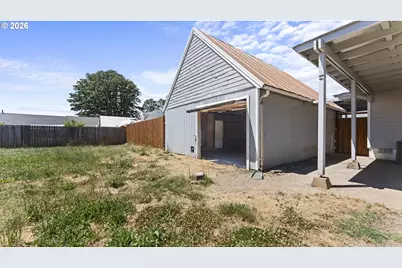 1901 Long St, Sweet Home, OR 97386 - Photo 25