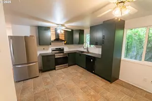 219 NE 18th Ave, Camas, WA 98607 - Photo 13