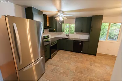 219 NE 18th Ave, Camas, WA 98607 - Photo 11