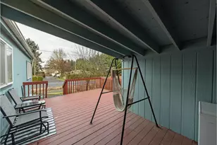 32025 NW Meadow Dr, North Plains, OR 97133 - Photo 5