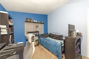 32025 NW Meadow Dr, North Plains, OR 97133 - Photo 23