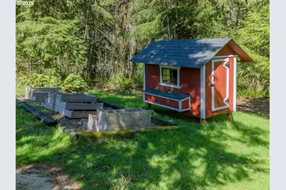 108 Longhorn Rd, Amboy, WA 98601 - Photo 9