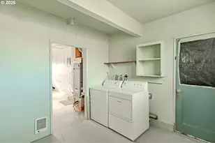 1750 Vanderbeck Ln, Woodburn, OR 97071 - Photo 15