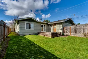 525 10th St, Springfield, OR 97477 - Photo 43