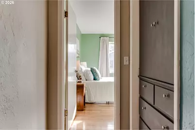 525 10th St, Springfield, OR 97477 - Photo 31