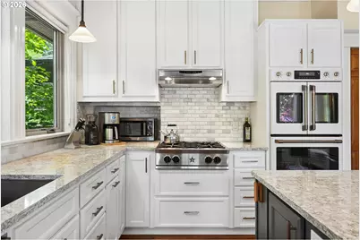 2925 NW Raleigh St, Portland, OR 97210 - Photo 11