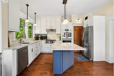 2925 NW Raleigh St, Portland, OR 97210 - Photo 9
