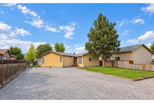 2213 Gekeler Ln, La Grande, OR 97850 - Photo 1