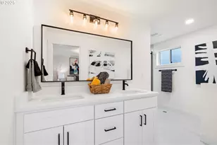 2554 SE Buttercup Ct, Hillsboro, OR 97123 - Photo 29