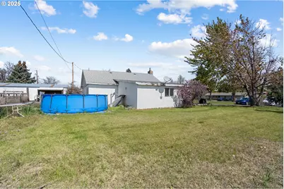 1791 NW 11th St, Hermiston, OR 97838 - Photo 3