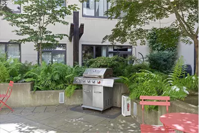 1420 NW Lovejoy St #327, Portland, OR 97209 - Photo 29
