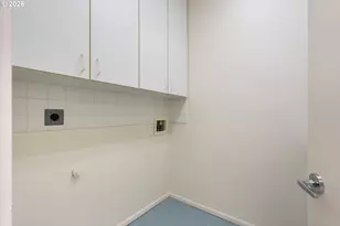 8214 NW Hawkins Blvd, Portland, OR 97229 - Photo 25