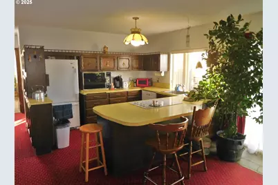 117 N Main St, Milton-Freewater, OR 97862 - Photo 17