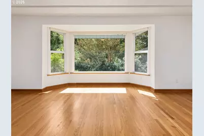 9310 SW 18th Pl, Portland, OR 97219 - Photo 23