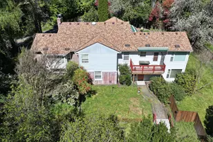 9310 SW 18th Pl, Portland, OR 97219 - Photo 35