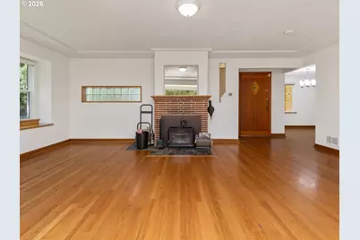 9310 SW 18th Pl, Portland, OR 97219 - Photo 19