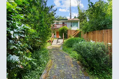 9310 SW 18th Pl, Portland, OR 97035 - Photo 29