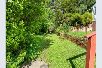9310 SW 18th Pl, Portland, OR 97035 - Photo 35
