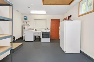 9310 SW 18th Pl, Portland, OR 97219 - Photo 31