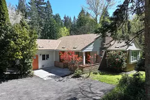 9310 SW 18th Pl, Portland, OR 97219 - Photo 33