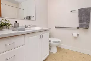 9310 SW 18th Pl, Portland, OR 97219 - Photo 27