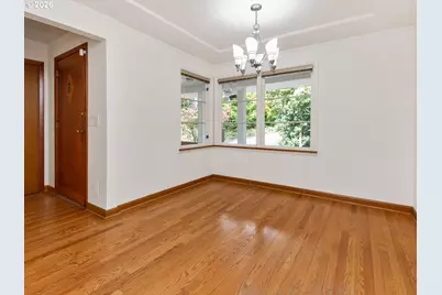 9310 SW 18th Pl, Portland, OR 97219 - Photo 17