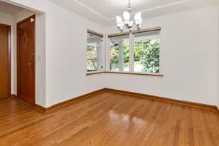 9310 SW 18th Pl, Portland, OR 97219 - Photo 17