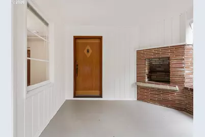 9310 SW 18th Pl, Portland, OR 97219 - Photo 5