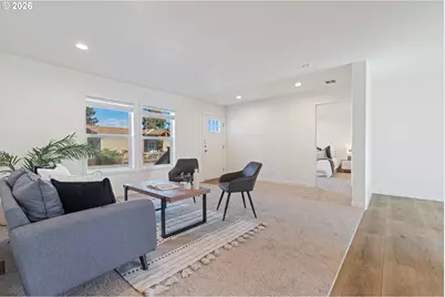 2208 W 10th St, The Dalles, OR 97058 - Photo 9