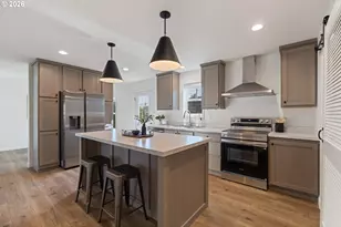 2208 W 10th St, The Dalles, OR 97058 - Photo 7