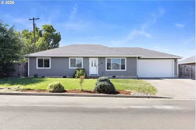 108 Jensen Ct, Roseburg, OR 97471 - Photo 1