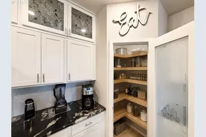 438 Greencrest St NE, Salem, OR 97301 - Photo 13